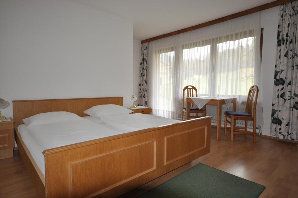 Gaestehaus Pension Edelweiss Kolsass Eksteriør bilde